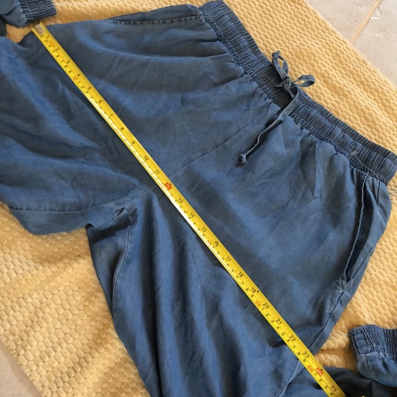 ✈️Walter Baker Sophia Medium Wash lightweight silky feel denim joggers - Picture 7 of 10